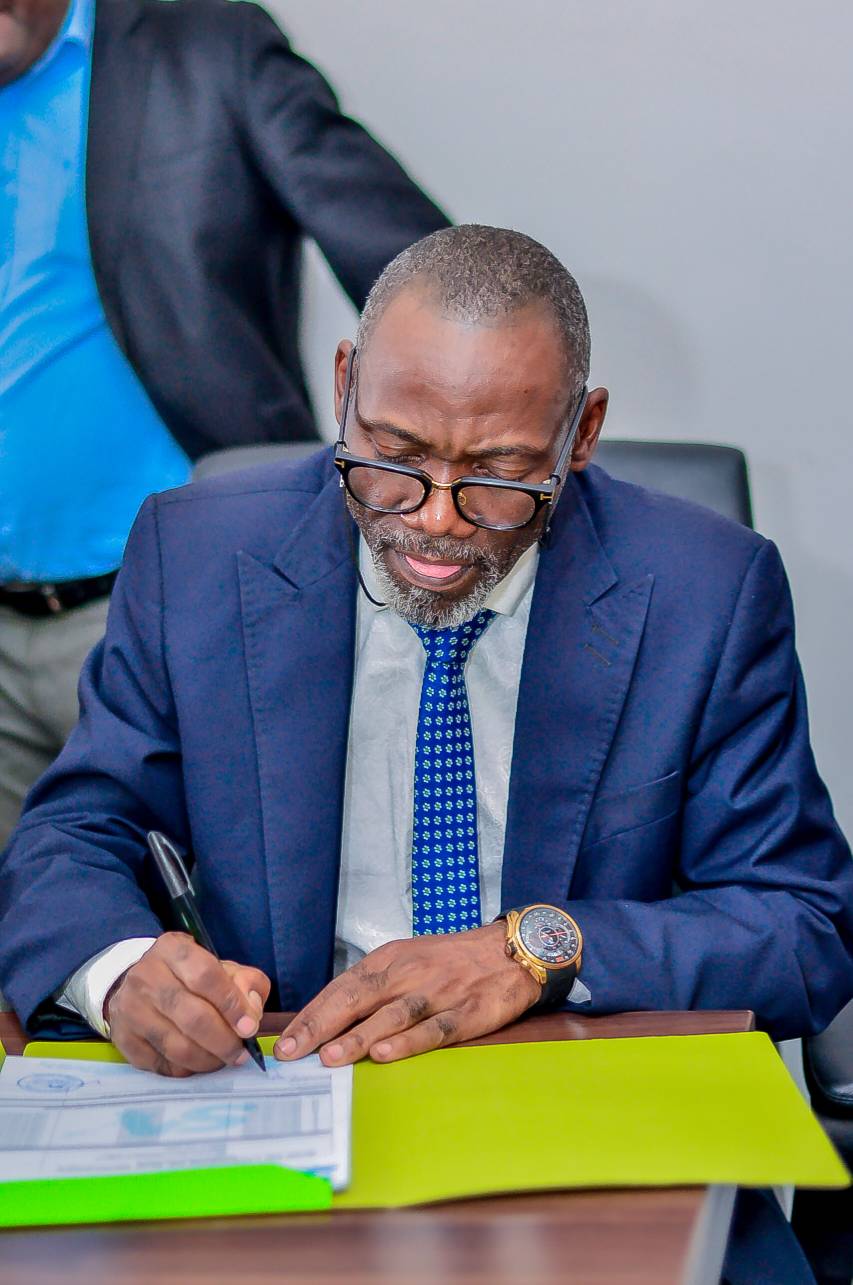 likweyi Sylvestre Sylva